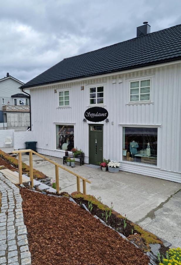 Loftsleilighet Midt I Sentrum Skjervoy 외부 사진