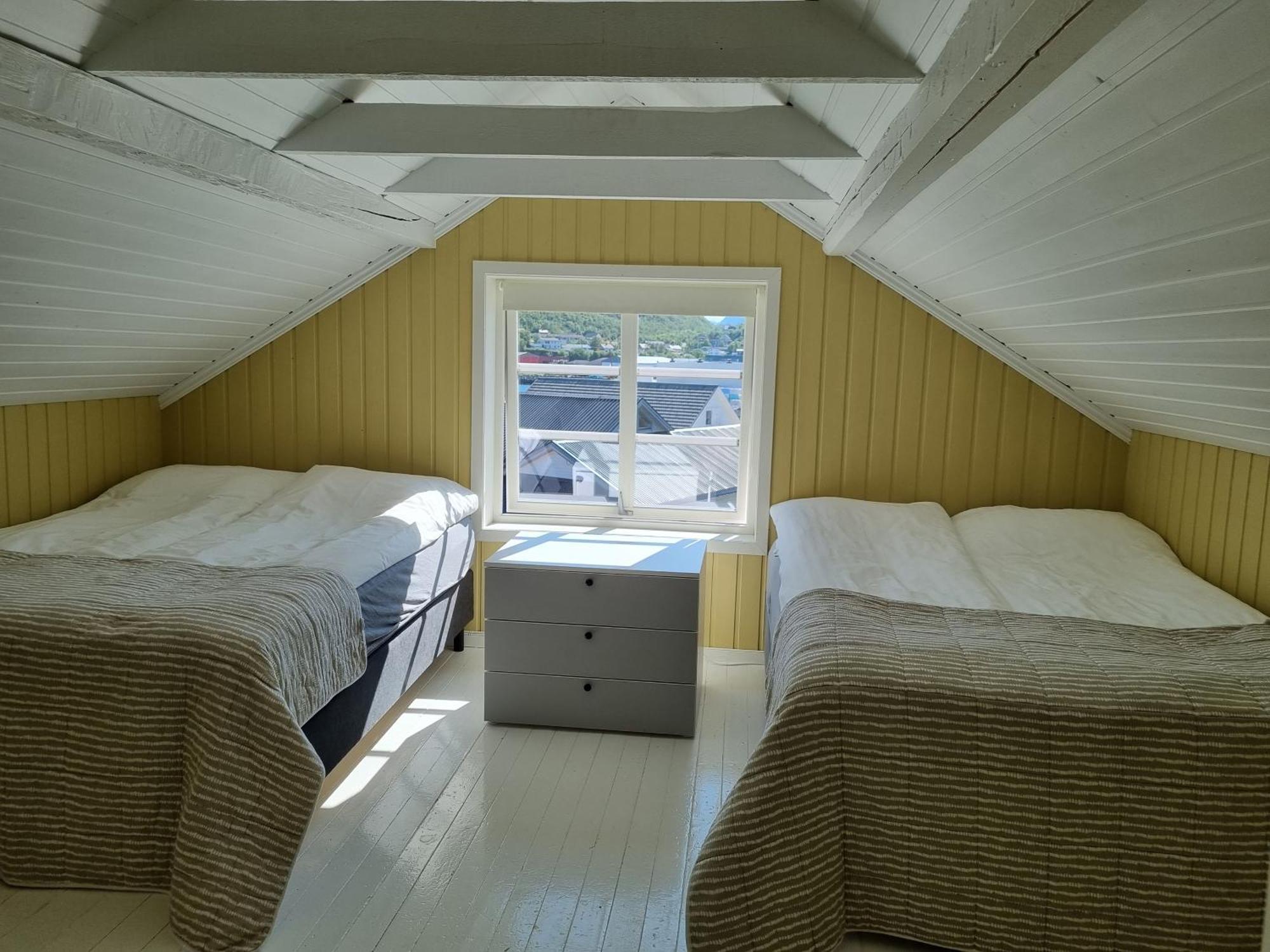 Loftsleilighet Midt I Sentrum Skjervoy 외부 사진