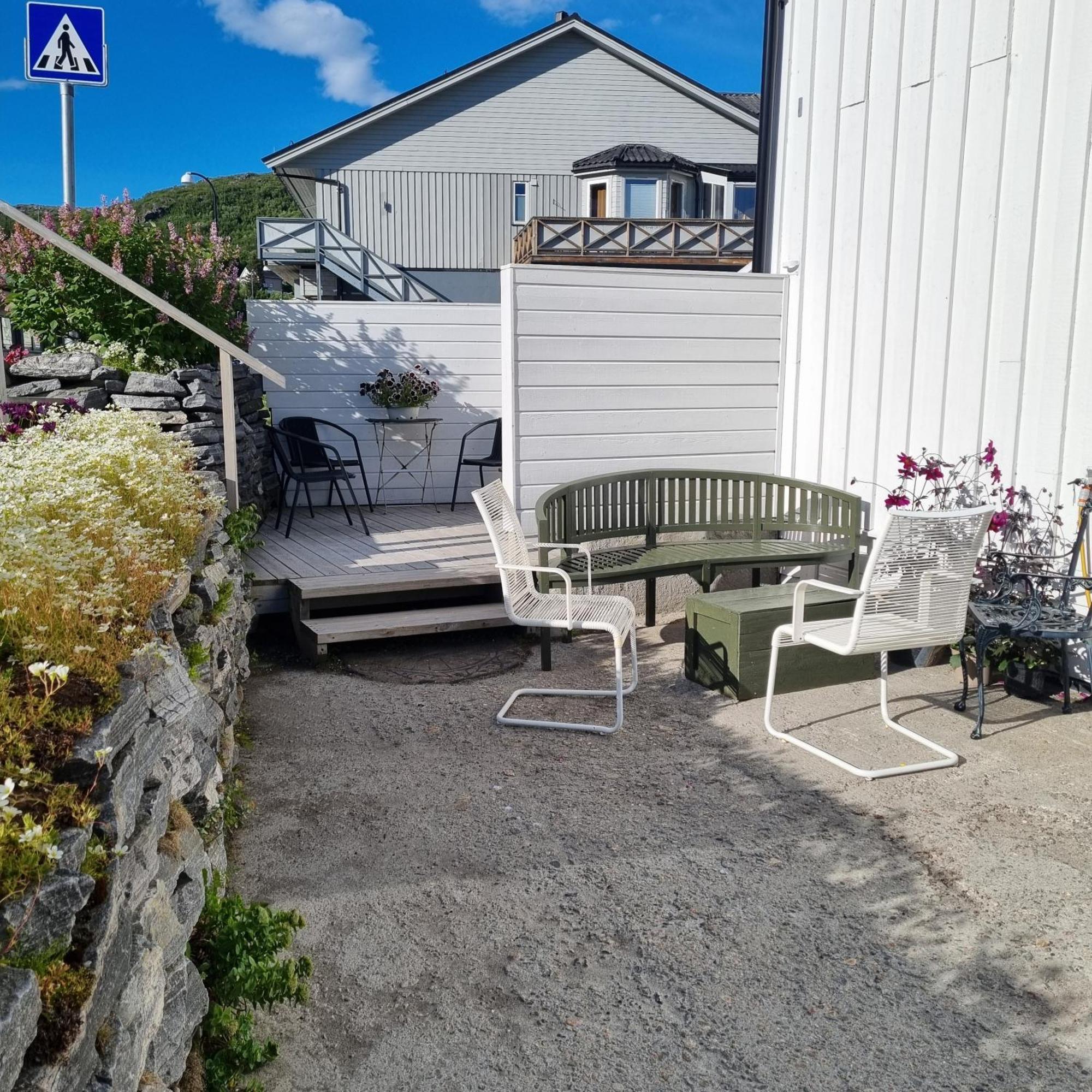 Loftsleilighet Midt I Sentrum Skjervoy 외부 사진